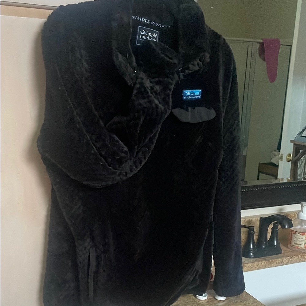 Simply Southern Black Fleece Jacket pullover - Picture 5 of 6